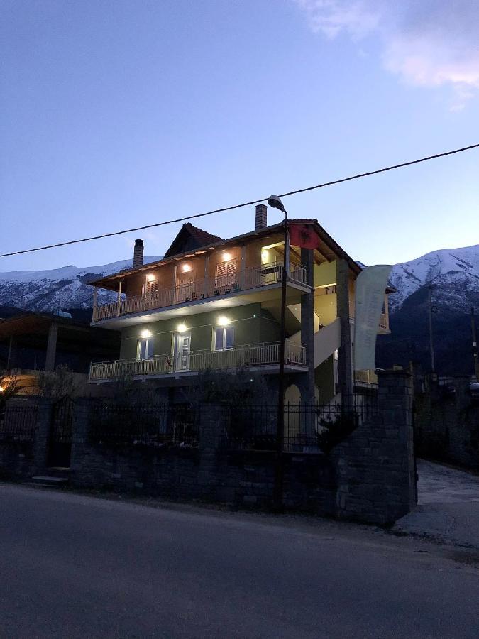 Adriatik Guesthouse Përmet Exterior foto
